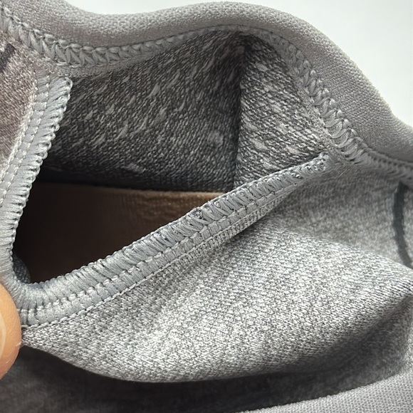 NWT All in Motion Gray Sports Bra Size L High Support. - Picture 8 of 10